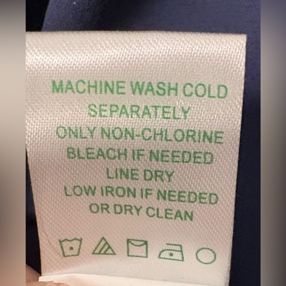 NWOT Lilly Pulitzer Navy Blue Crotchet Flare Sleeve Blouse Size 6 Sku#192 - Picture 8 of 9